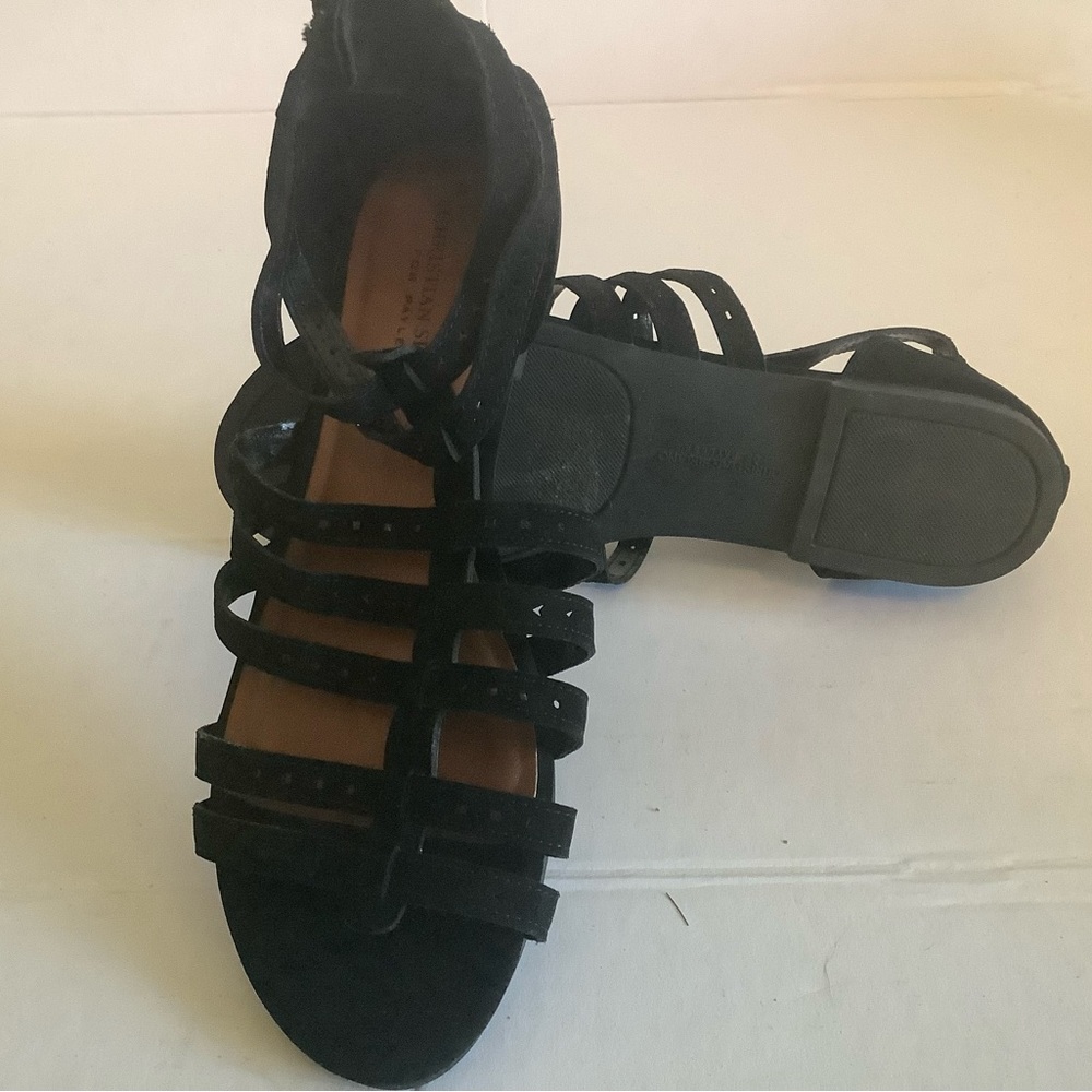 Christian Siriano sandals zip up black.
